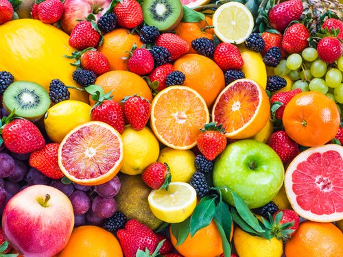 Pfanner Getränke Früchte Ansammlung von vielen Früchten