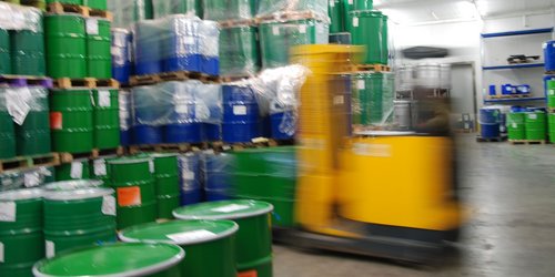 Pfanner B2B Halbfabrikate Produktion Pfanner Halbfabrikate in Fässer